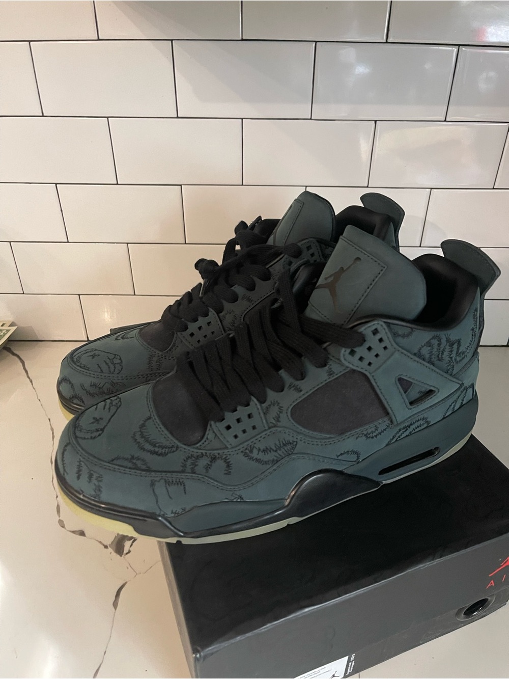 Men’s Retro 4 Green Kaw Size 14. - Picture 6 of 8